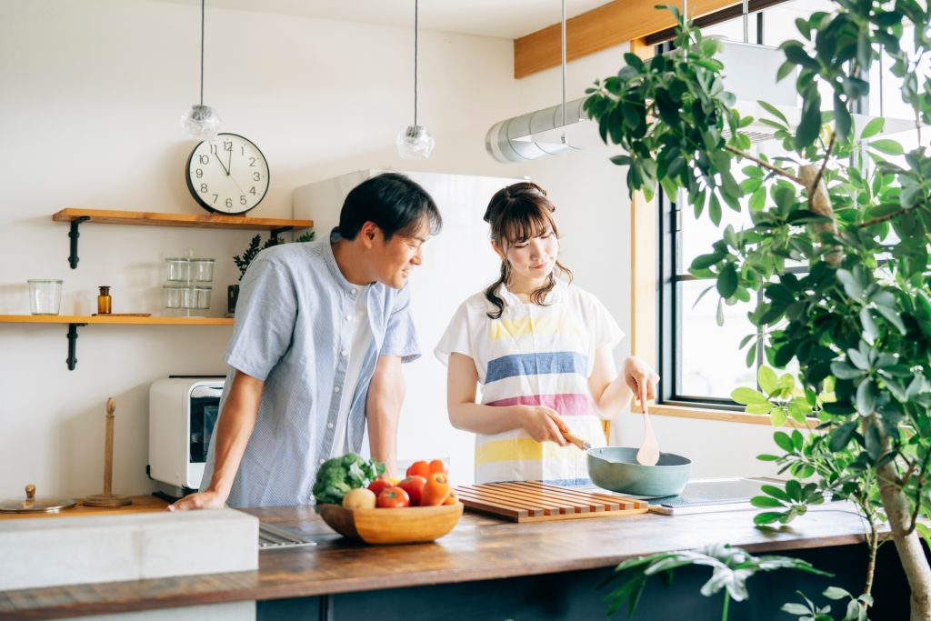 食事　男女