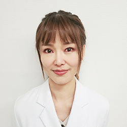 Dr. Anna Arakawa