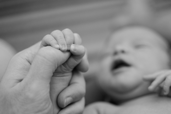 ダウン症は遺伝するのか