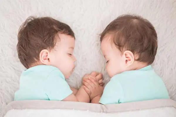 多胎妊娠の母体リスク